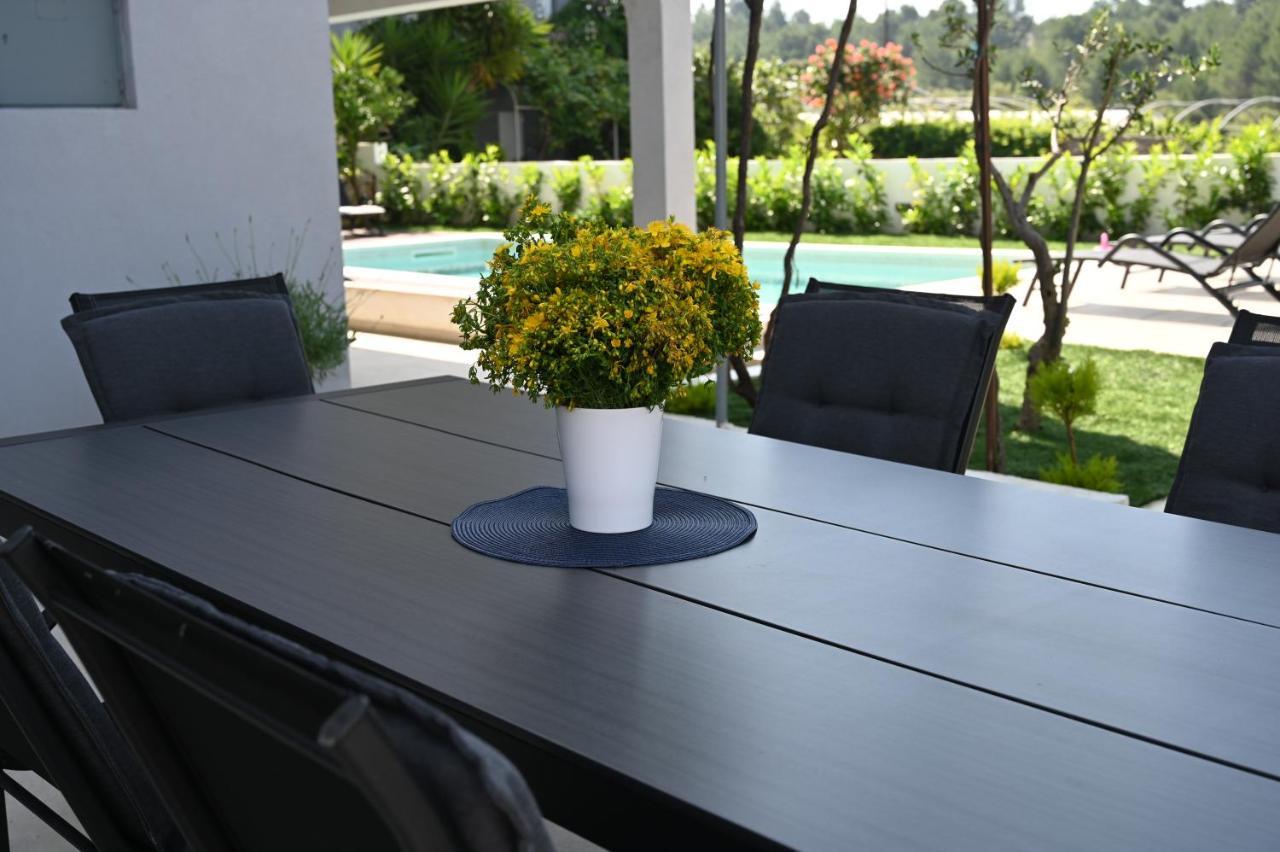 Paulina Harmony Rooms Seget Vranjica Exterior foto