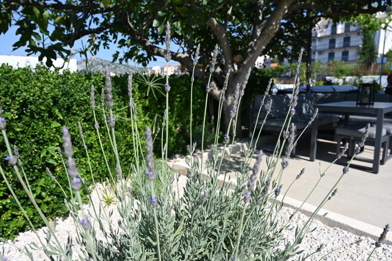 Paulina Harmony Rooms Seget Vranjica Exterior foto