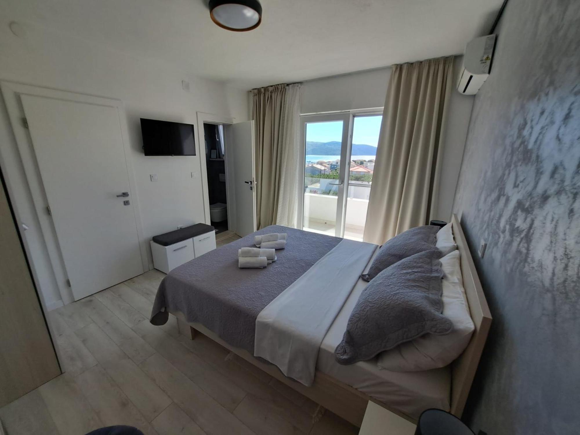 Paulina Harmony Rooms Seget Vranjica Exterior foto
