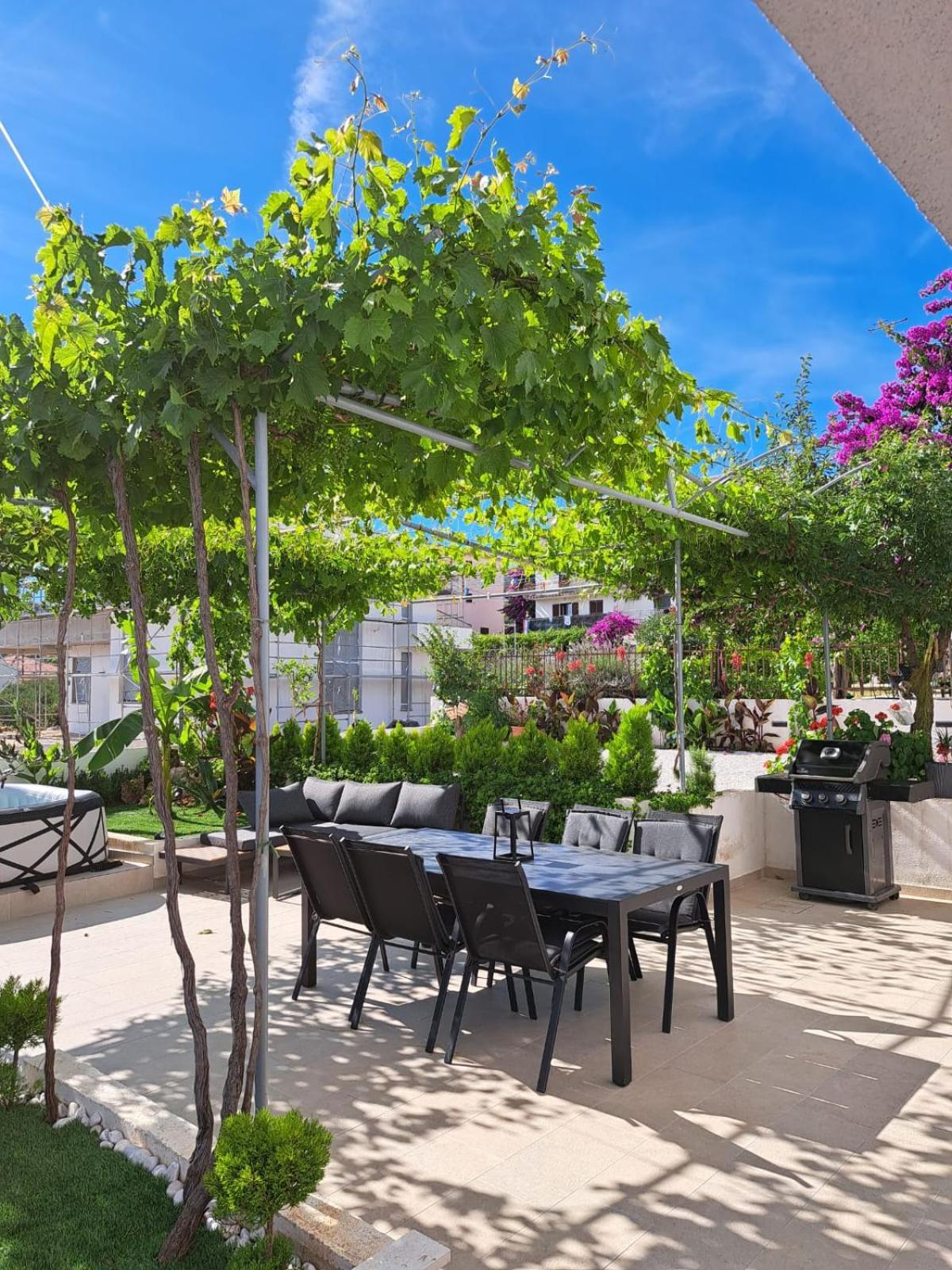 Paulina Harmony Rooms Seget Vranjica Exterior foto